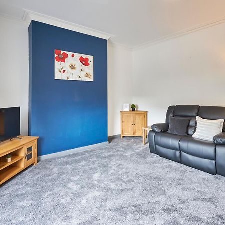 רדקאר Host & Stay - Clarendon Apartments מראה חיצוני תמונה