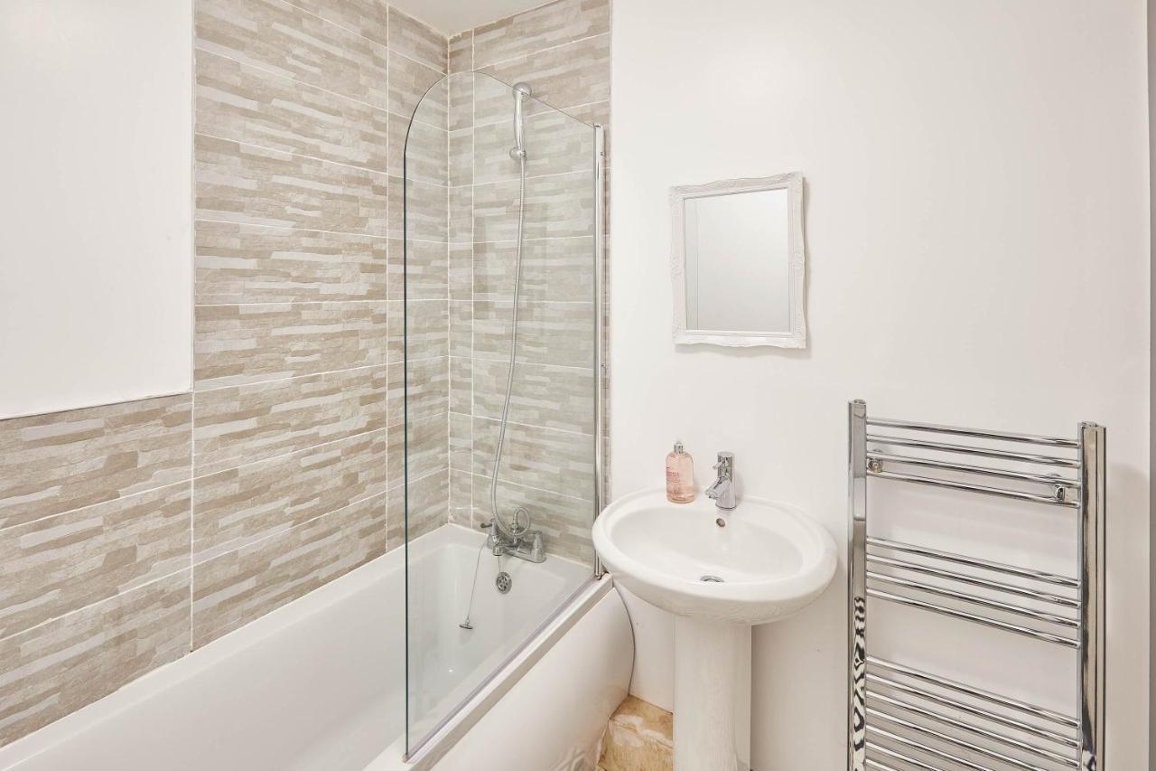 רדקאר Host & Stay - Clarendon Apartments מראה חיצוני תמונה