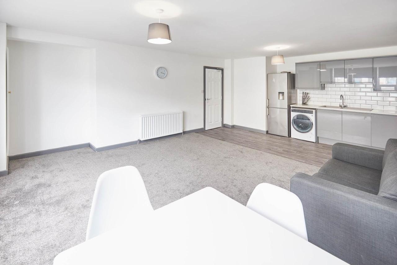 רדקאר Host & Stay - Clarendon Apartments מראה חיצוני תמונה