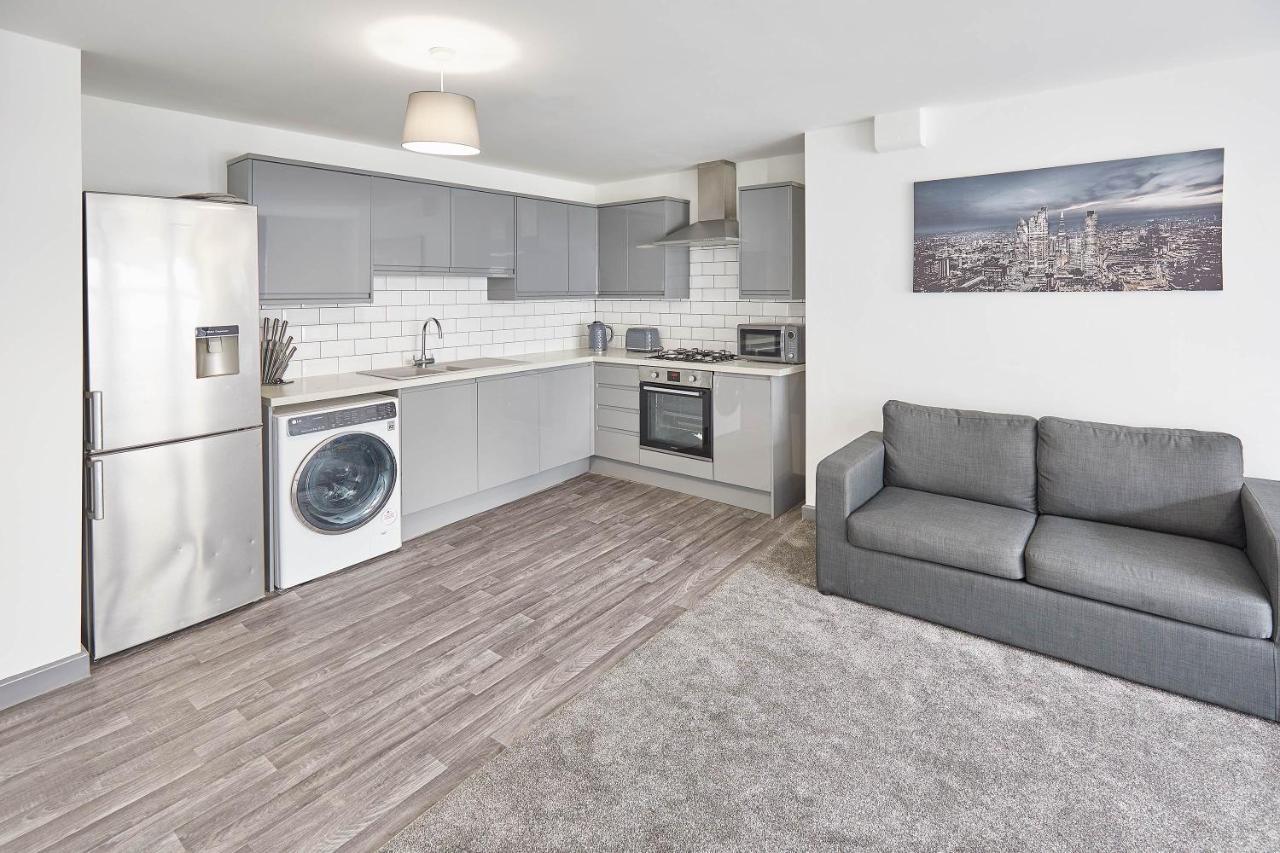 רדקאר Host & Stay - Clarendon Apartments מראה חיצוני תמונה