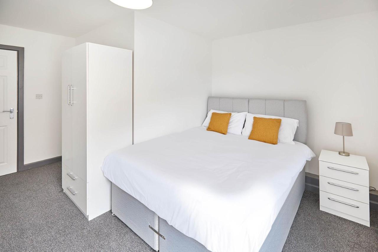 רדקאר Host & Stay - Clarendon Apartments מראה חיצוני תמונה