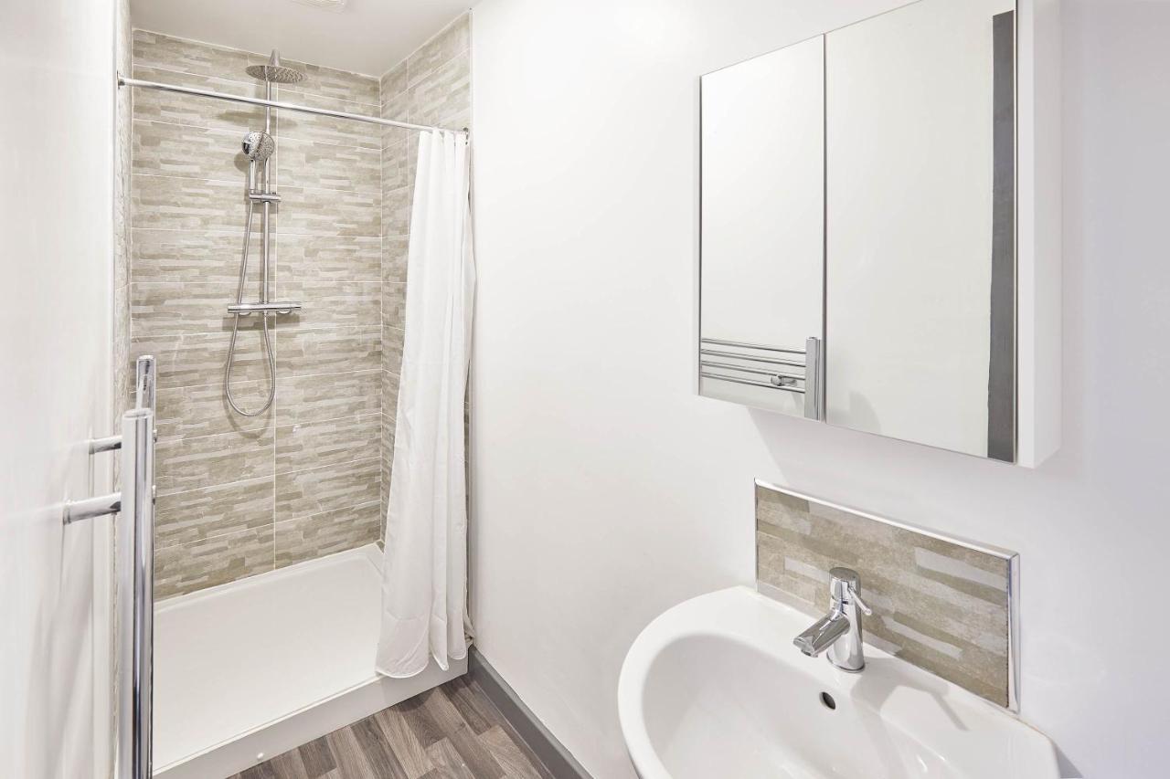 רדקאר Host & Stay - Clarendon Apartments מראה חיצוני תמונה