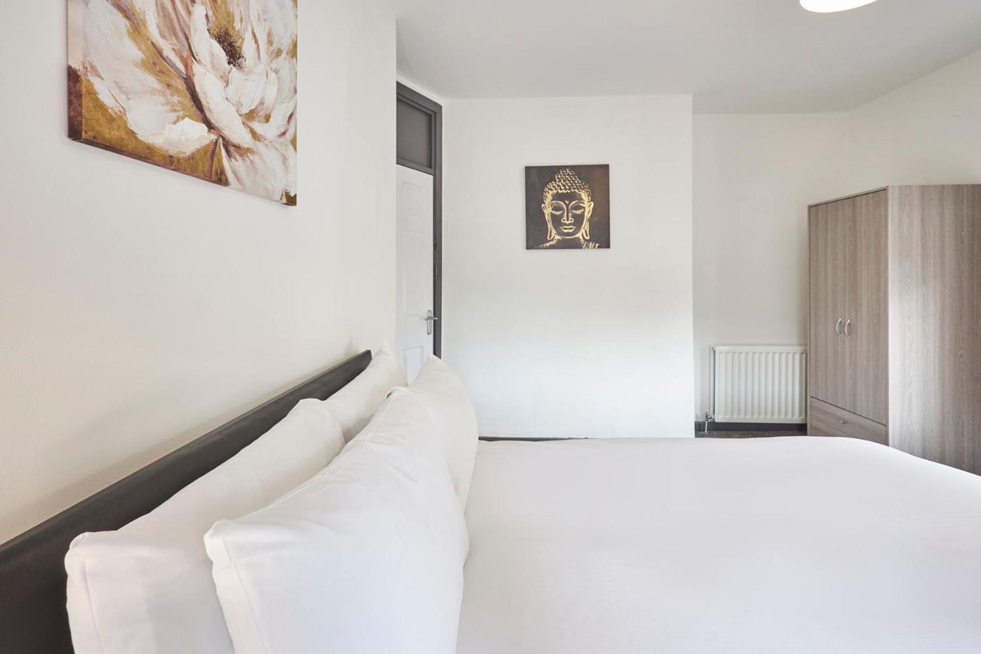 רדקאר Host & Stay - Clarendon Apartments מראה חיצוני תמונה
