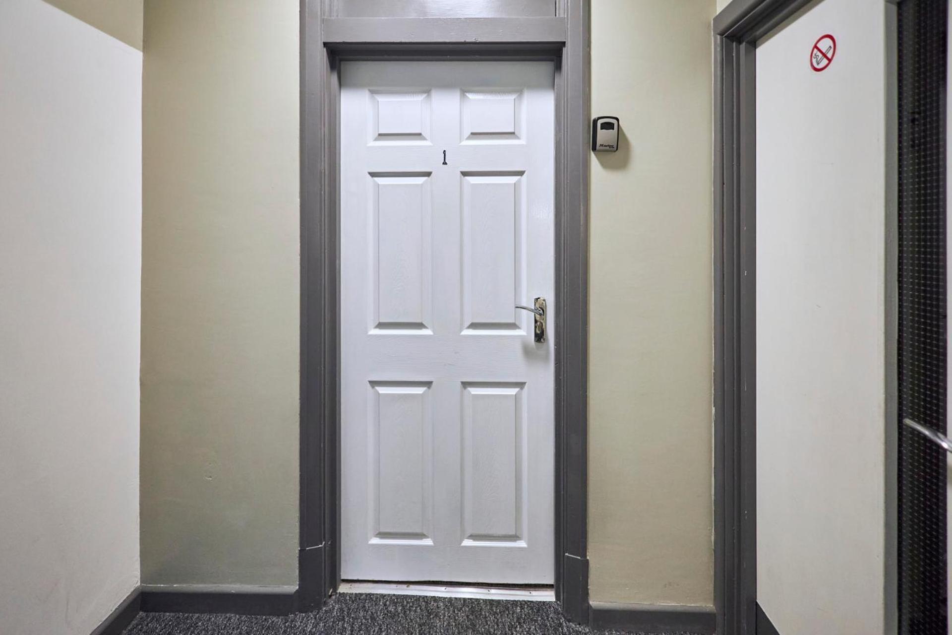 רדקאר Host & Stay - Clarendon Apartments חדר תמונה